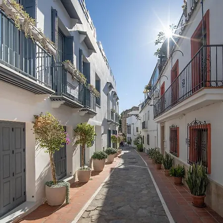 Casona Seis Lunas * Marbella